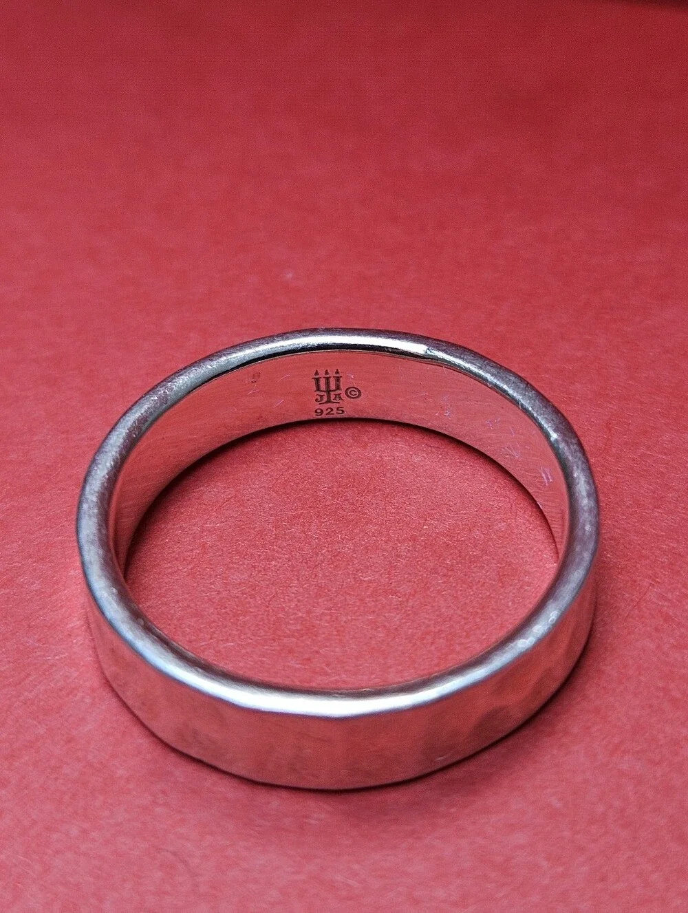 James Avery Hammeres Band Ring -Sterling Silver Size 7.5
